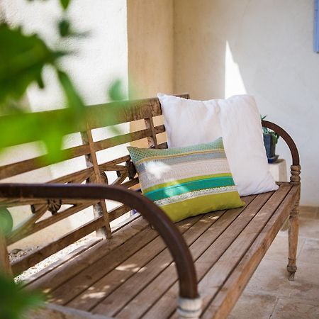 Sous Les Platanes B&B Chateaurenard Luaran gambar