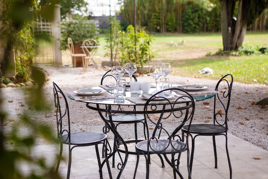 Sous Les Platanes B&B Chateaurenard Luaran gambar