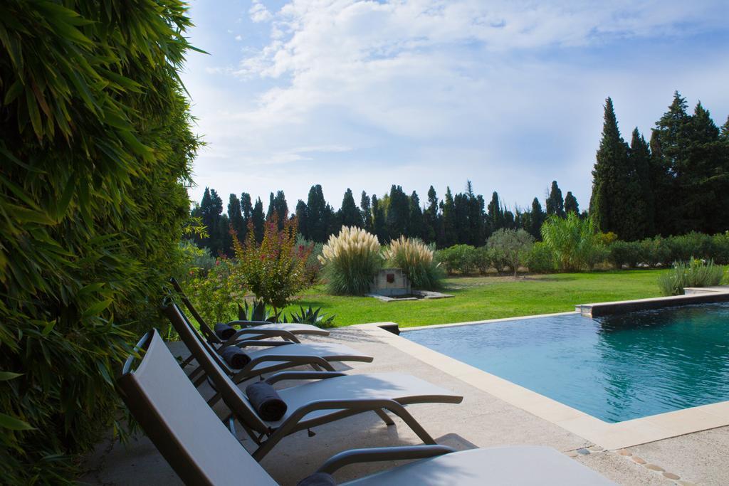 Sous Les Platanes B&B Chateaurenard Luaran gambar