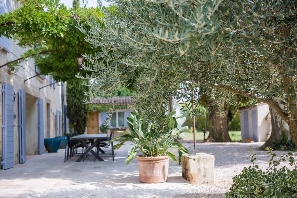 Sous Les Platanes B&B Chateaurenard Luaran gambar