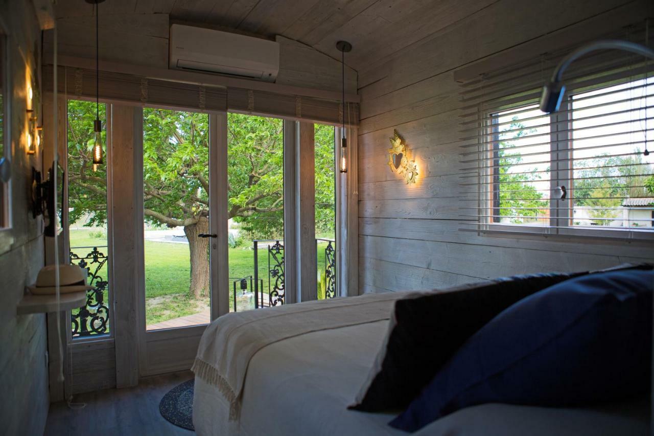 Sous Les Platanes B&B Chateaurenard Luaran gambar